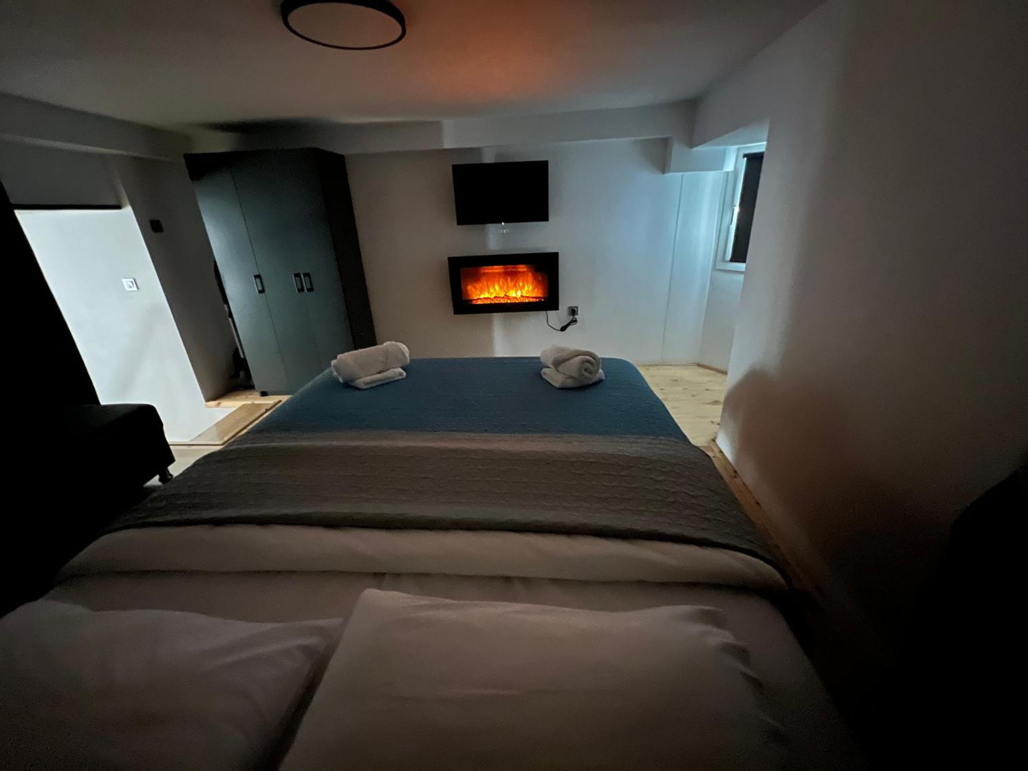 City Center Loft With Private Parking Kavala Exterior photo