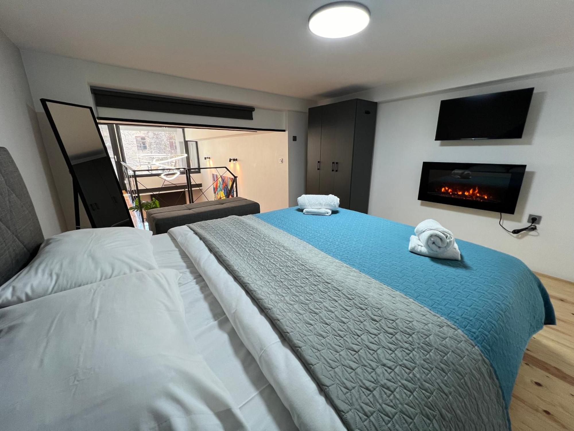 City Center Loft With Private Parking Kavala Exterior photo