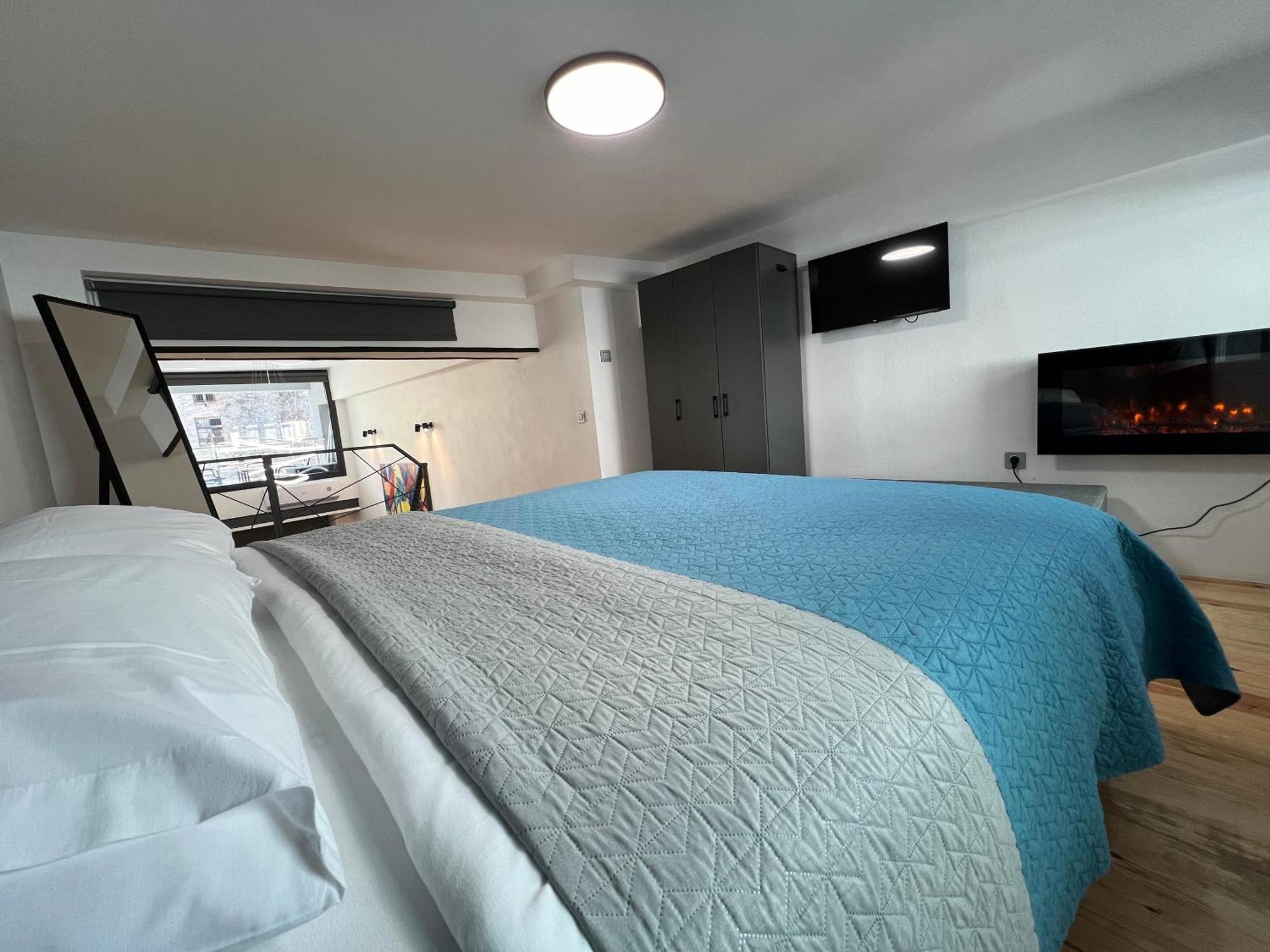 City Center Loft With Private Parking Kavala Exterior photo